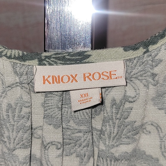 Knox Rose Olive Green Floral Blouse - Picture 3 of 6